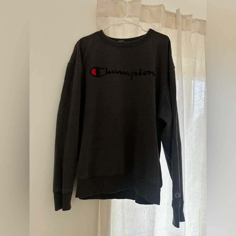 Champion Men's Black Crewneck Sweater